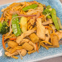 Chicken Lo Mein